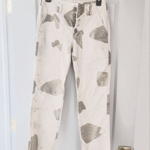 Anthropologie the Wanderer pants, sand colored camo, size 26